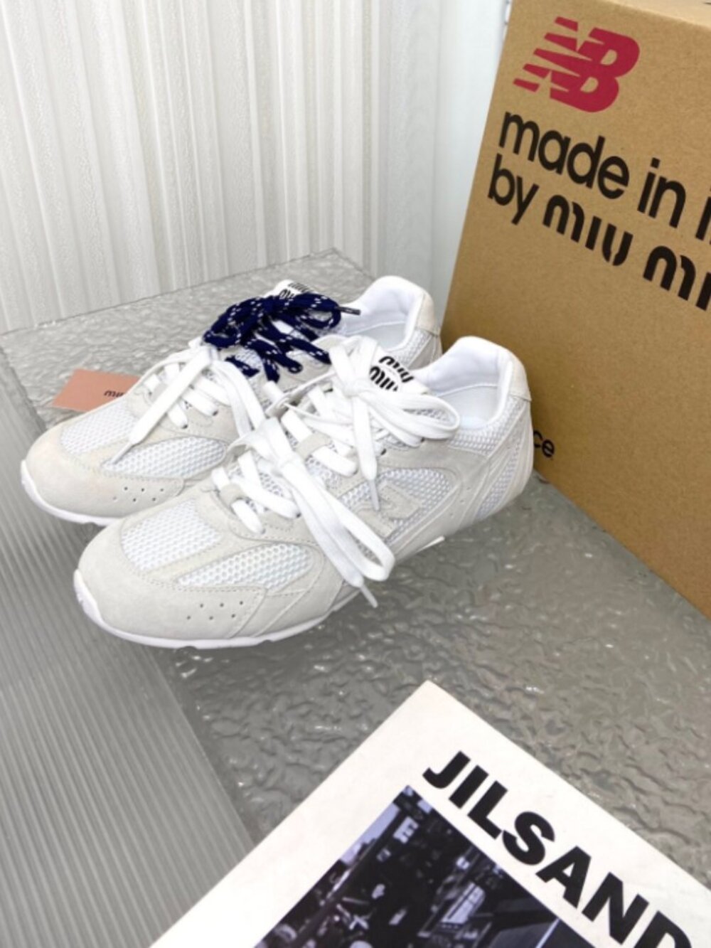 Womens Miu Miu x New Balance 530 SL Sneakers